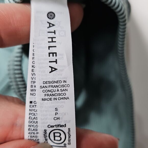 Athleta Aura Seamless High Neck Tank size M - Picture 5 of 6
